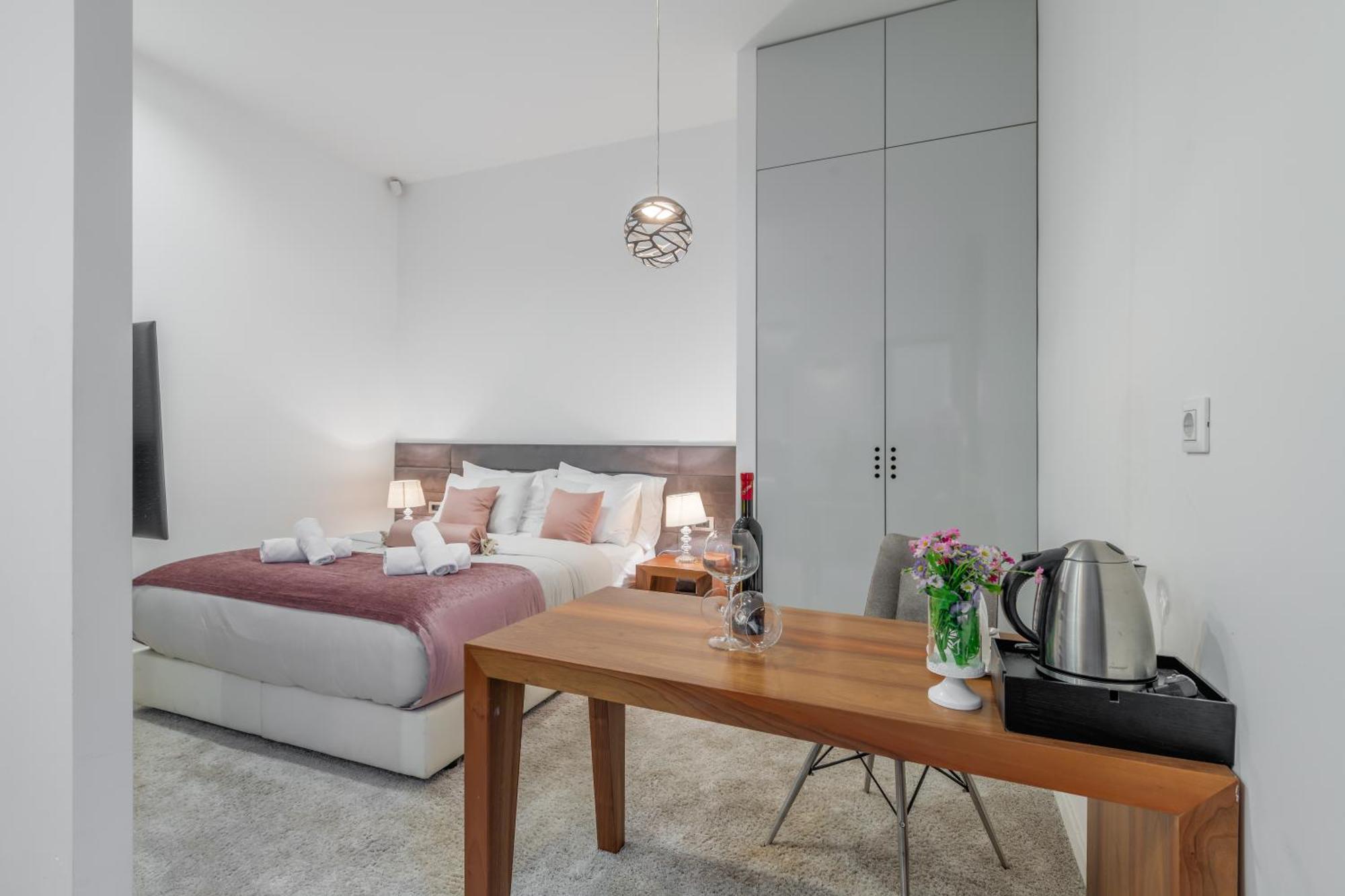 Nocleg ze śniadaniem Starlight Luxury 4*