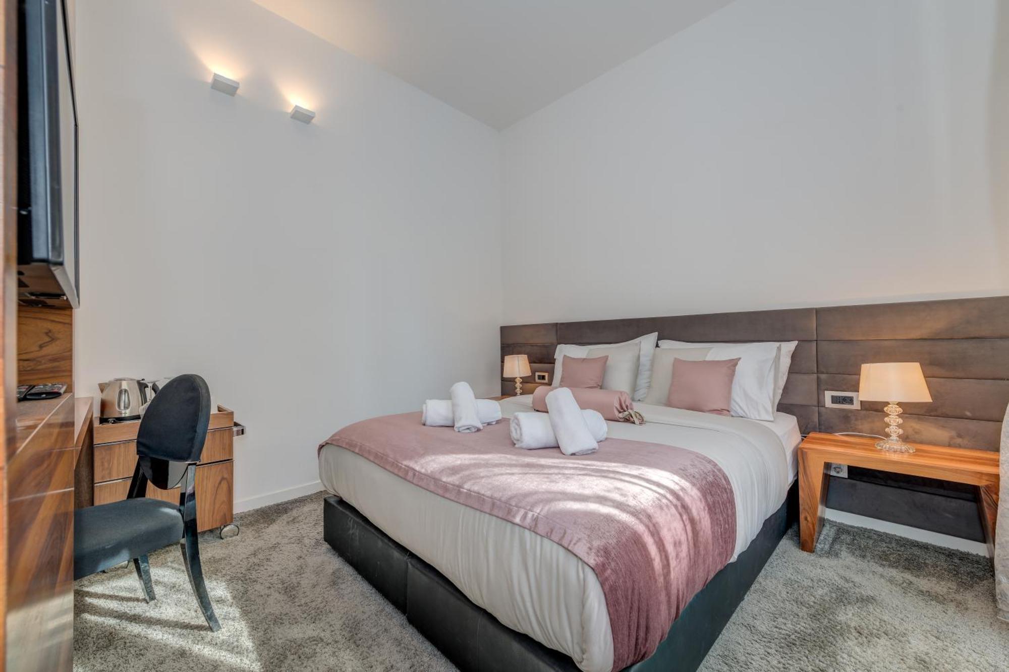 Nocleg ze śniadaniem Starlight Luxury Split